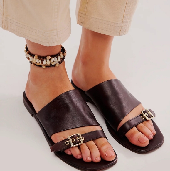 Free People Shoes - NEW Free People Mila Minimal Flat Sandals Size 8 Black